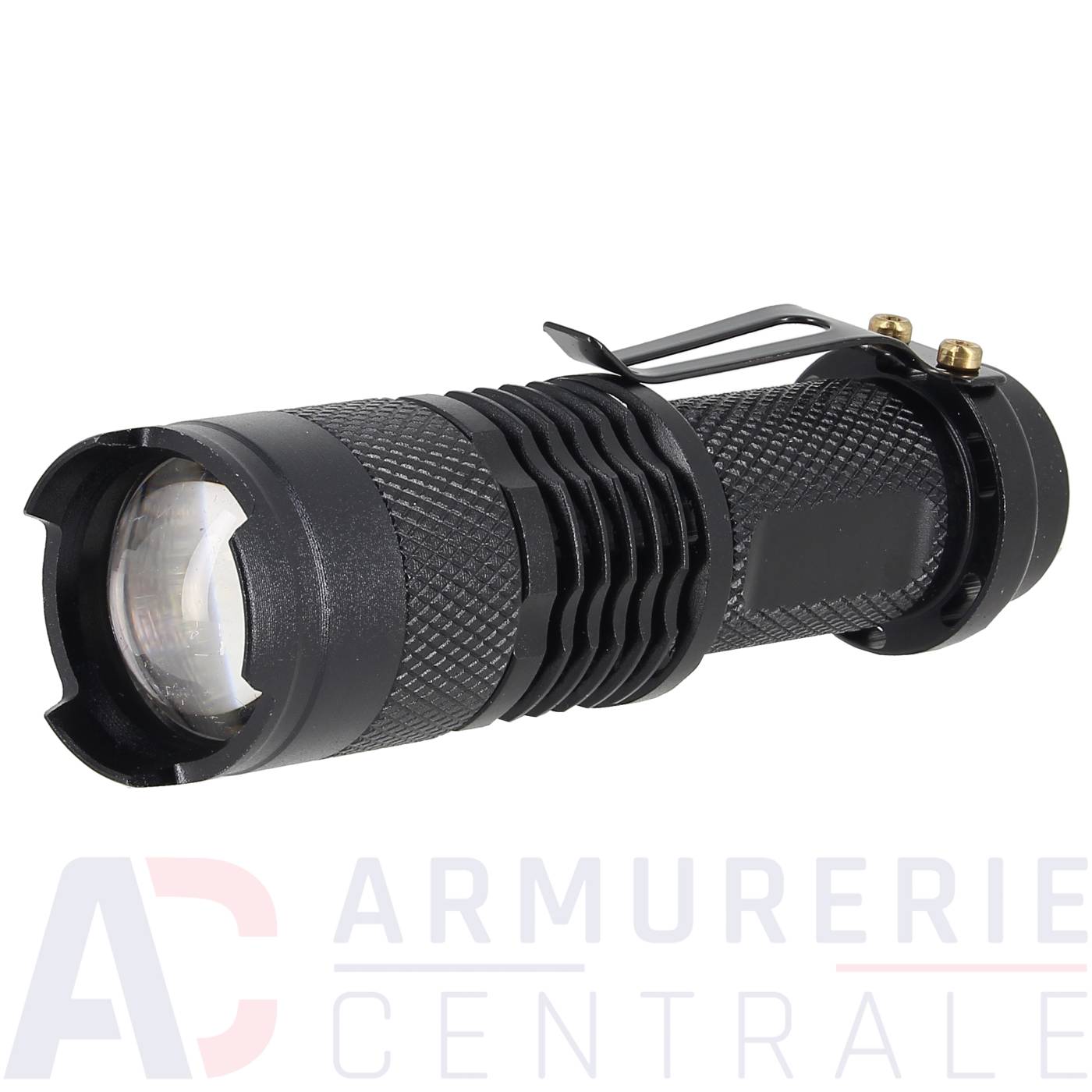Lampe de poche Tactical Noir (300 lumens) Lampe de poche Tactical Noir (300 lumens)